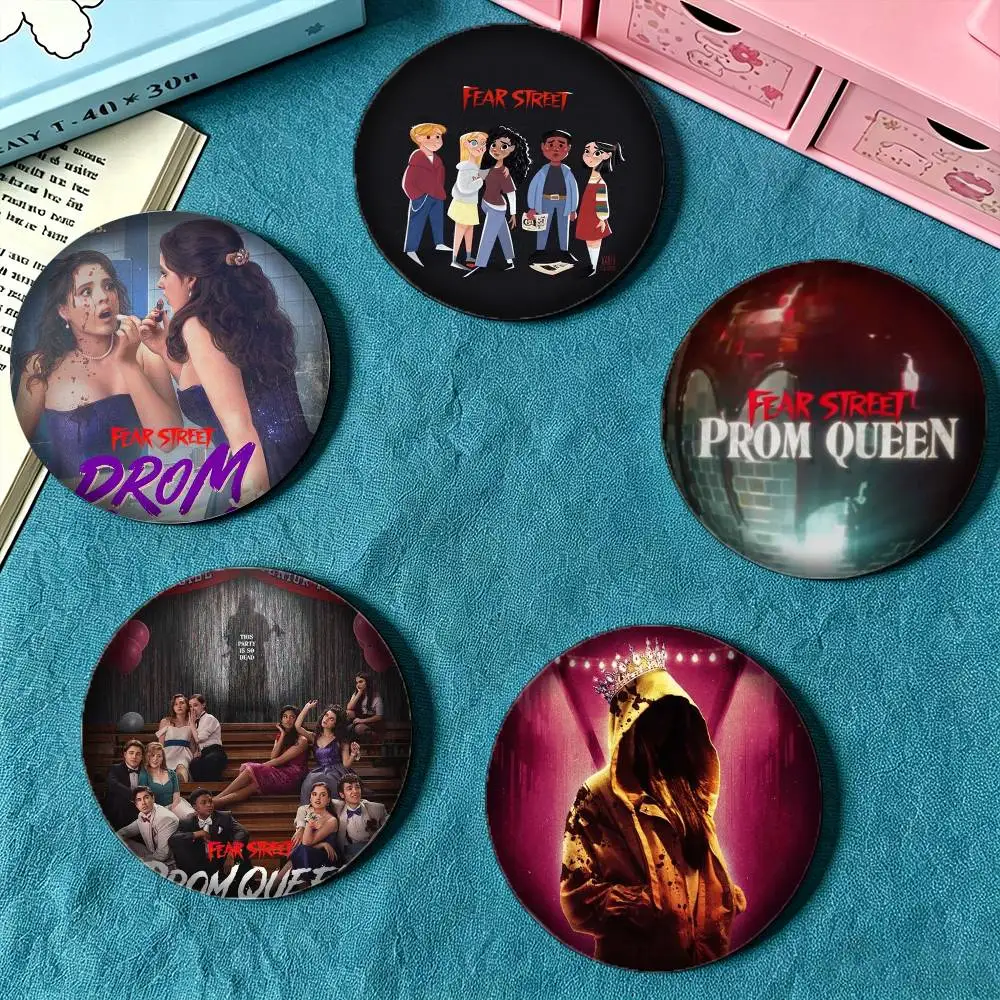 Fear S-Street P-Prom Queen 25mm 32mm 44mm 58mm 75mm Brooches Badges Pins for Accessories Gift
