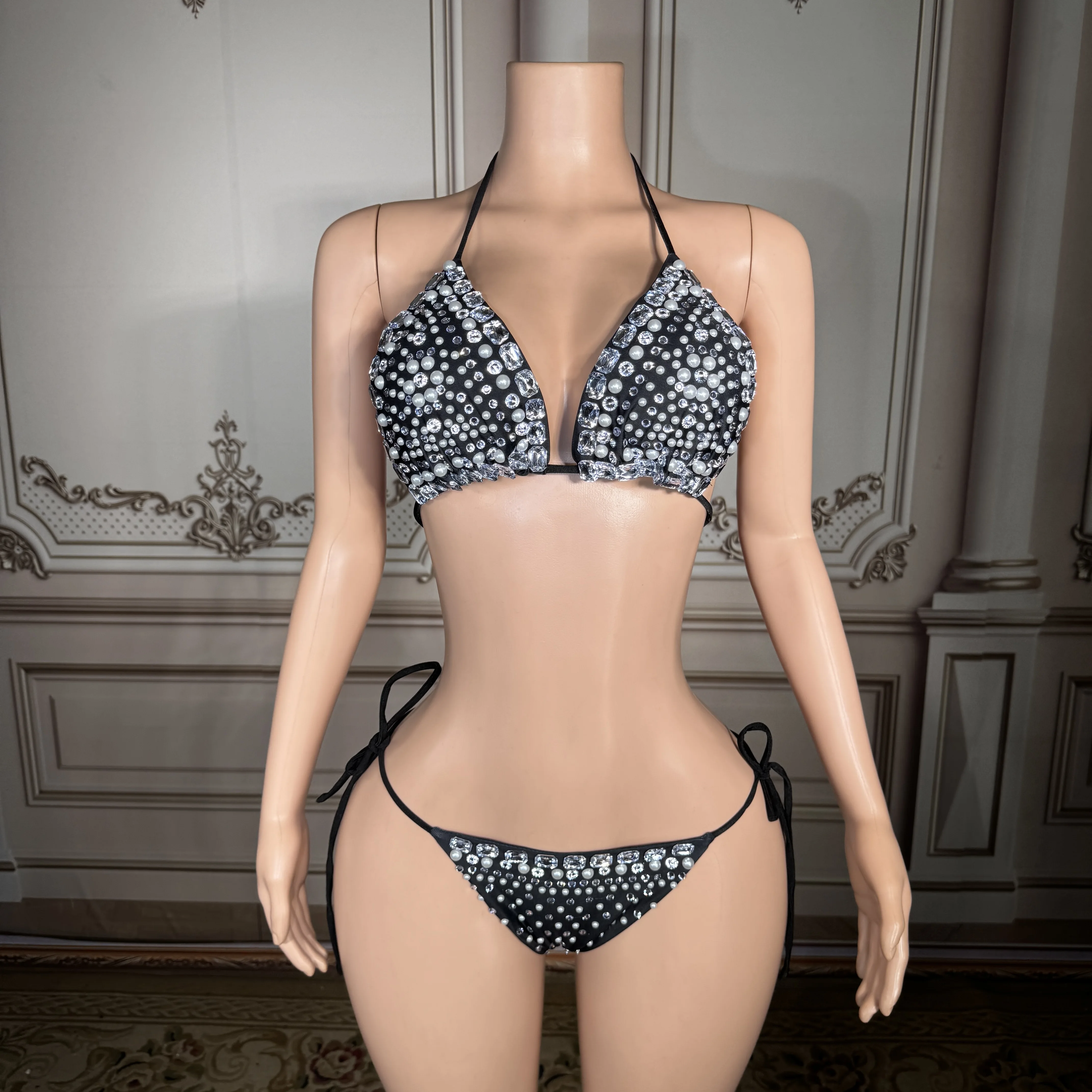 

Новый сексуальный купальник-бикини ZD с лямкой через шею, с принтом далматинца, со стразами, треугольный верх, завязки сбоку