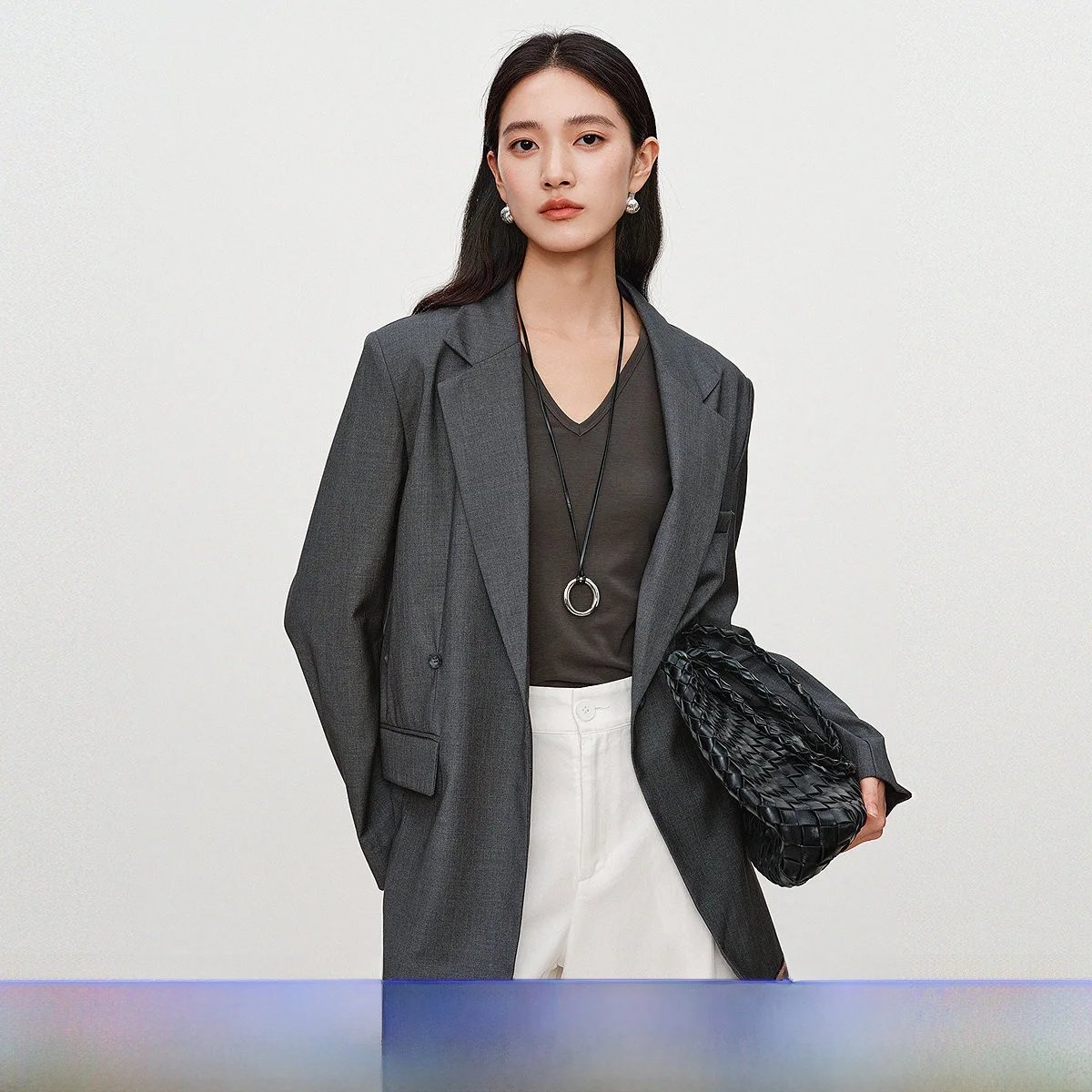 

Женский повседневный костюм свободного кроя 2026YSING: Новинка весенней коллекции, элегантное приталенное пальто средней длины с длинными рукавами на пуговицах