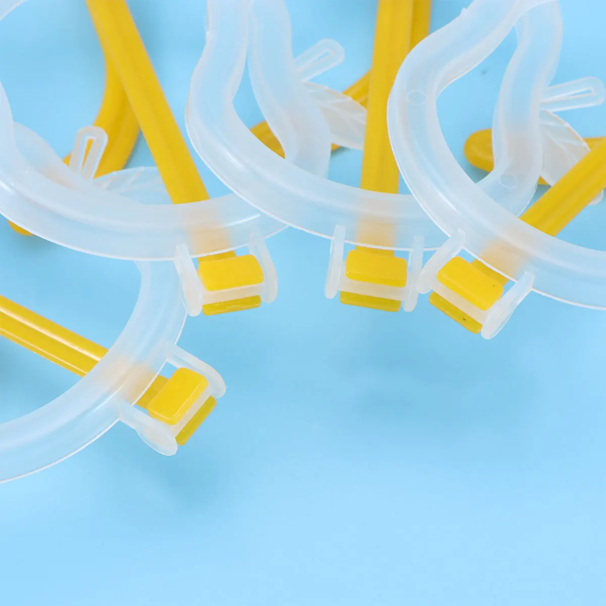 30 قطعة نظارات متوهجة على شكل قلب نظارات الفلورسنت دائم خفيفة الوزن هدايا الحفلات للمهرجانات وحفلات الزفاف والمناسبات الخارجية