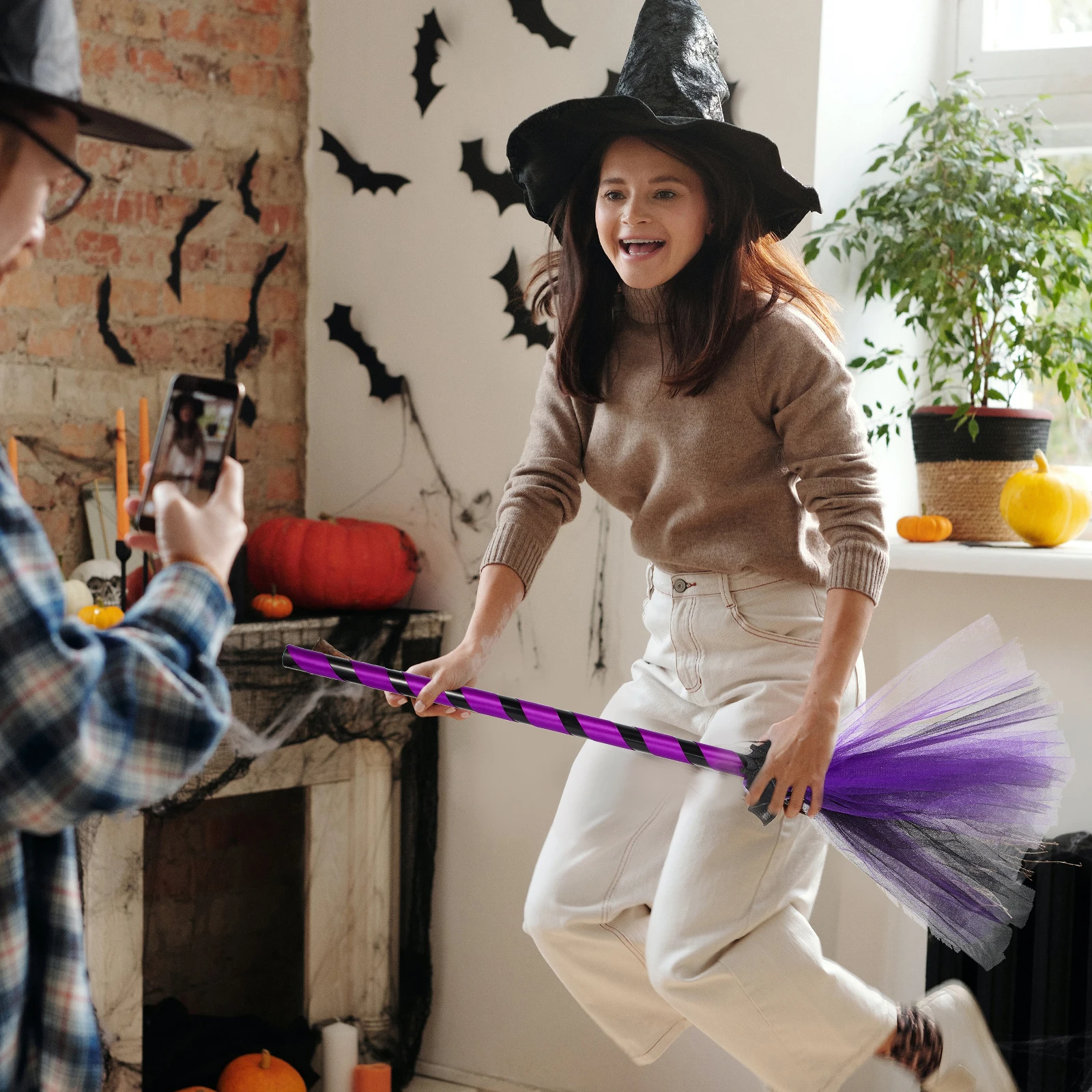 

2Pcs Halloween Bat Witch Broom Gauze Decoration Cosplay Party Supplies Props Witches Broom Cosplay Party Decoration