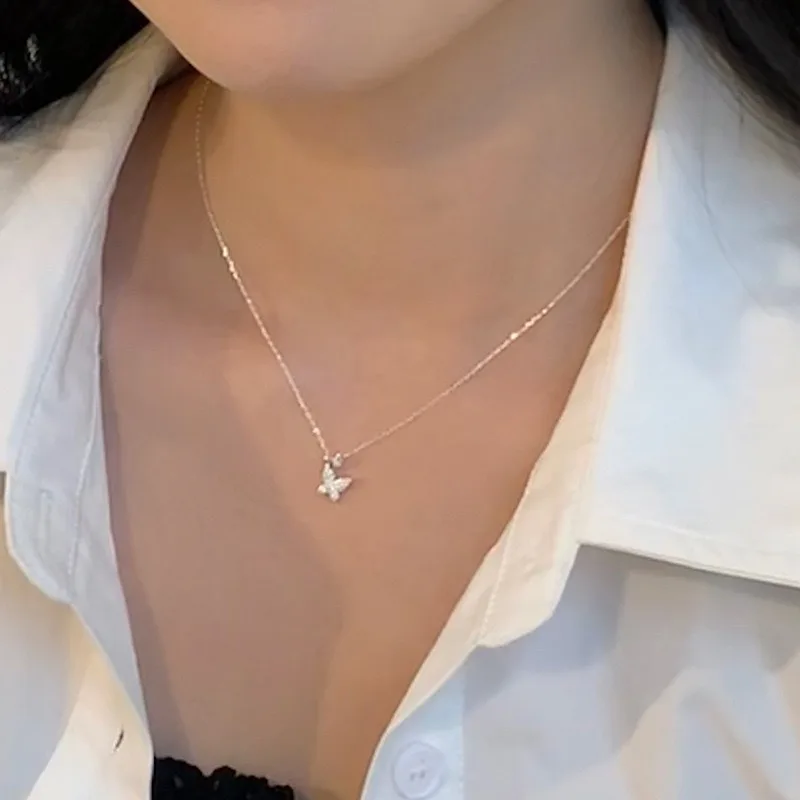 Super flash butterfly necklace women's light luxury niche high-end zircon pendant collarbone chain for girlfriend's birthday gif