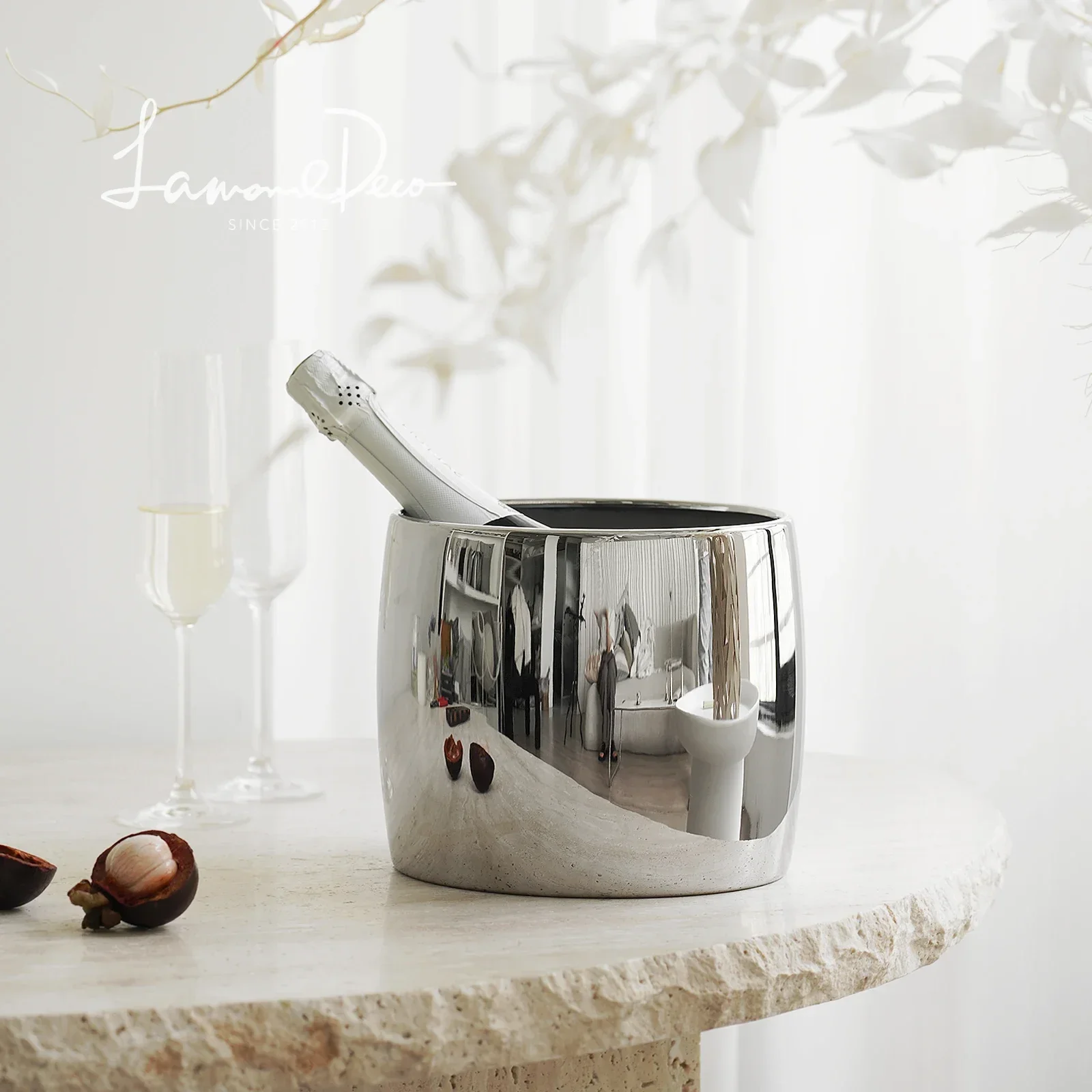 Nordic style stainless steel ice bucket, champagne bucket, red wine iced beer thickened ice wine bucket, advanced sense