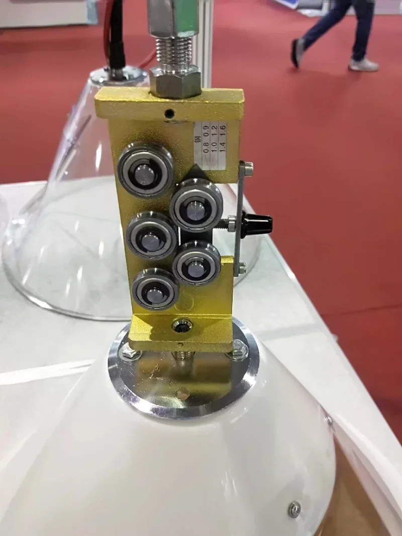 Accesorios para tapa de cubo Calibración de alineadores de cables Planchas de cables de cinco ruedas