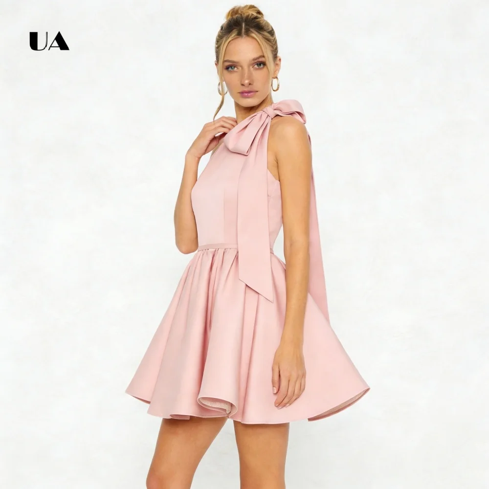 ULBYANRY Mini robe ajustée et évasée avec nœud surdimensionné, robes de soirée licou solides pour femmes, robe de soirée personnalisée sans manches