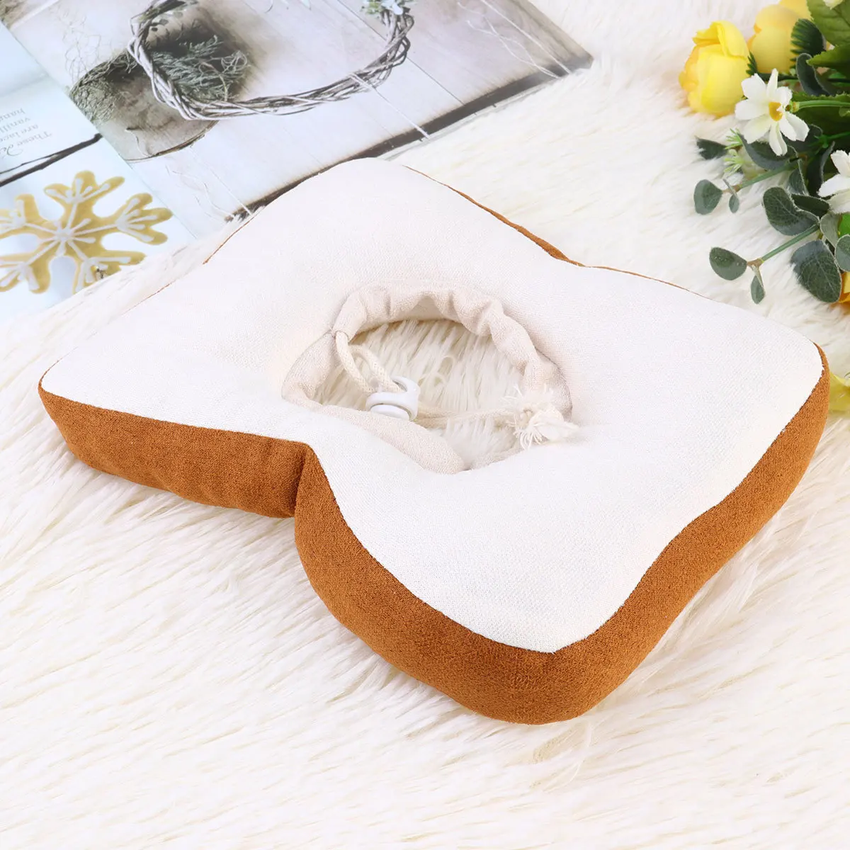 

1Pcs Anti-Bite Pet Collar Toast Shape Protective Recovery Neck Collar Adjustable Soft Durable for Cats Anti-Lick Light Brown