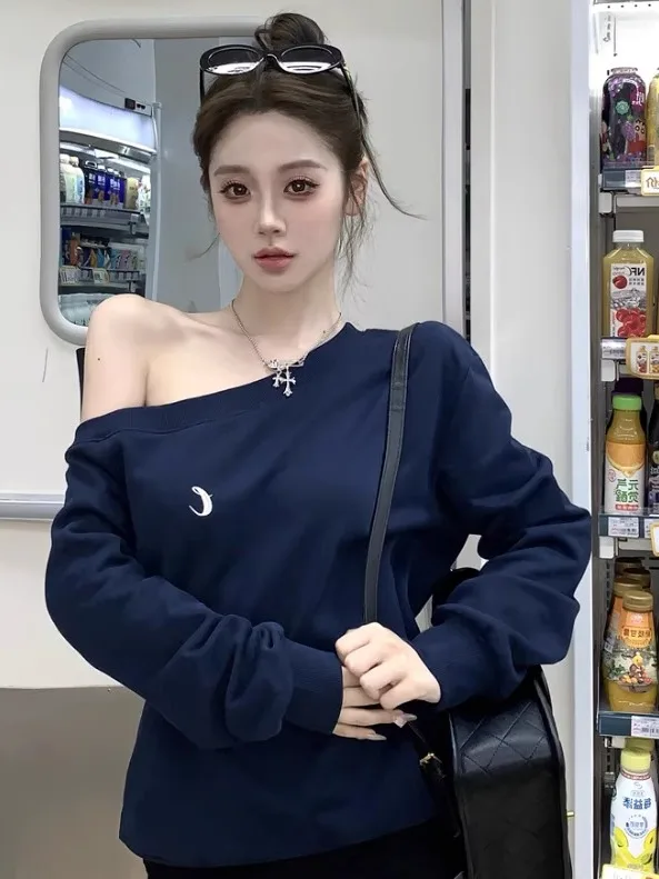 

American Style Long Sleeve Embroidered Sweatshirt Shoulder Design Fashionable Autumn Top for Women Versatile Casual Wear
