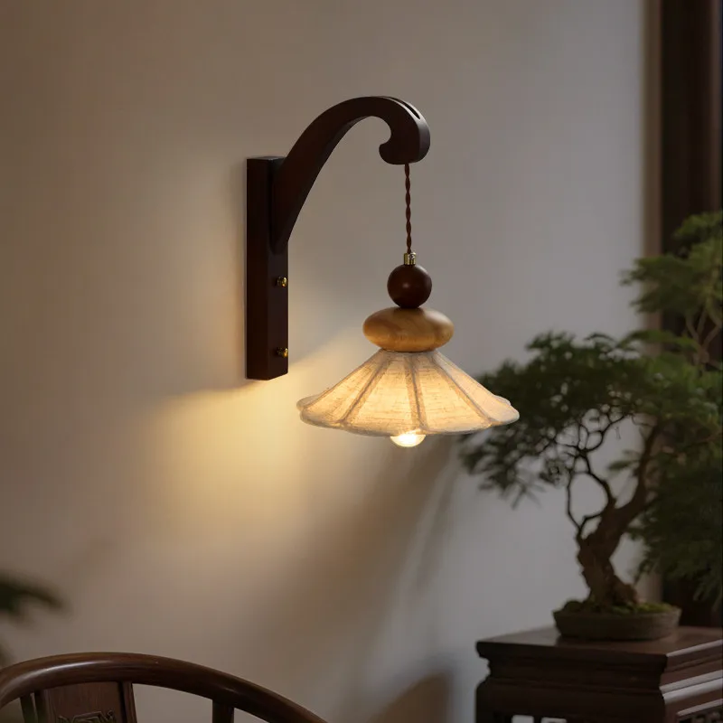 Medieval Style Master Bedroom Wooden Bedside Wall Lamps White Taper Fabric Lights Corridor Aisle Living Room Atmosphere Sconces