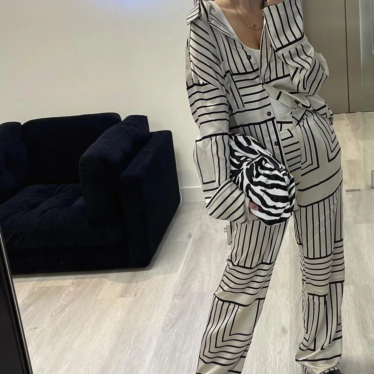 Satin Stripe Print Sleepwear Women's Pajamas Set Elegant Loose Long Sleeve High Waist Pants Home 2Pcs Pijama Wide Trouser Suits