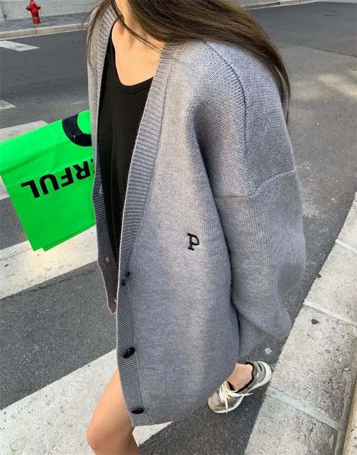 Oversized V-Neck Knit Sweater Cardigan Women Casual Loose Solid Thicken Sweaters Female Autumn Single-breasted Jumper