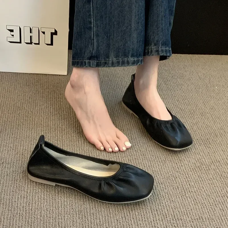 Damen-Ballerinas aus weichem Leder, bequeme Slipper mit eckiger Zehenpartie, Modell 2026, Street-Style, lässige Alltags- und Freizeitschuhe, Slipper – Detail 11