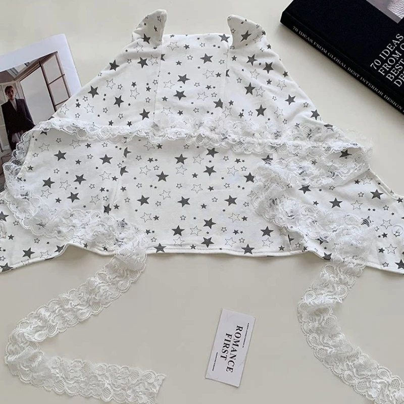Neue Nischen-Y2K-Persönlichkeits-Dämonen-Eck-Stern-Print-Spitzen-Pullover-Mütze für Damen, Herbstmode, Schnür-Bomber-Mützen – Detail 6