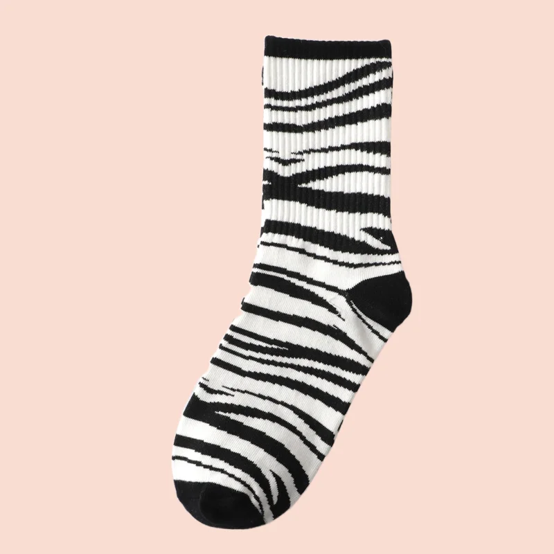 3/6 Pairs Mid-tube Socks ins Trendy Cow Spots Pink College Style Japanese Korean High-tube Black and White Cotton Women's Socks