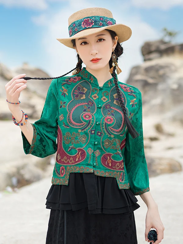 

Embroidered Satin Crop Top with Chiffon Patches Seven-quarter Sve Woman Casual Jaet Small Outerwear Favored by Modern Women
