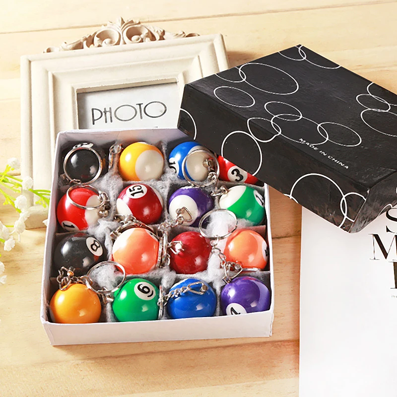 Creative Fashion Billiard Pool Keychains Round Ball Key Ring Key Chains Resin 32mm Ball Jewelry Gift