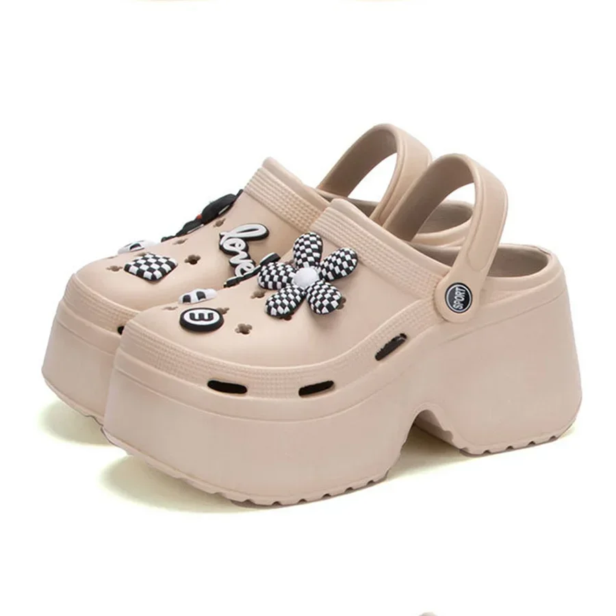 Women Clogs 9CM Thick Sole Sandals 2024 New Arrival Platform Slippers Outdoor Beach Fashion Sandals For Girls