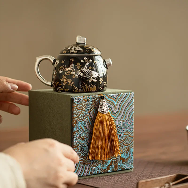 Jingdezhen Fish and Algae Pattern Tea Infuser Teapot Unique Chinese Tea Ceremony Gift Hand-gilt Silver Household Kung Fu Tea Set