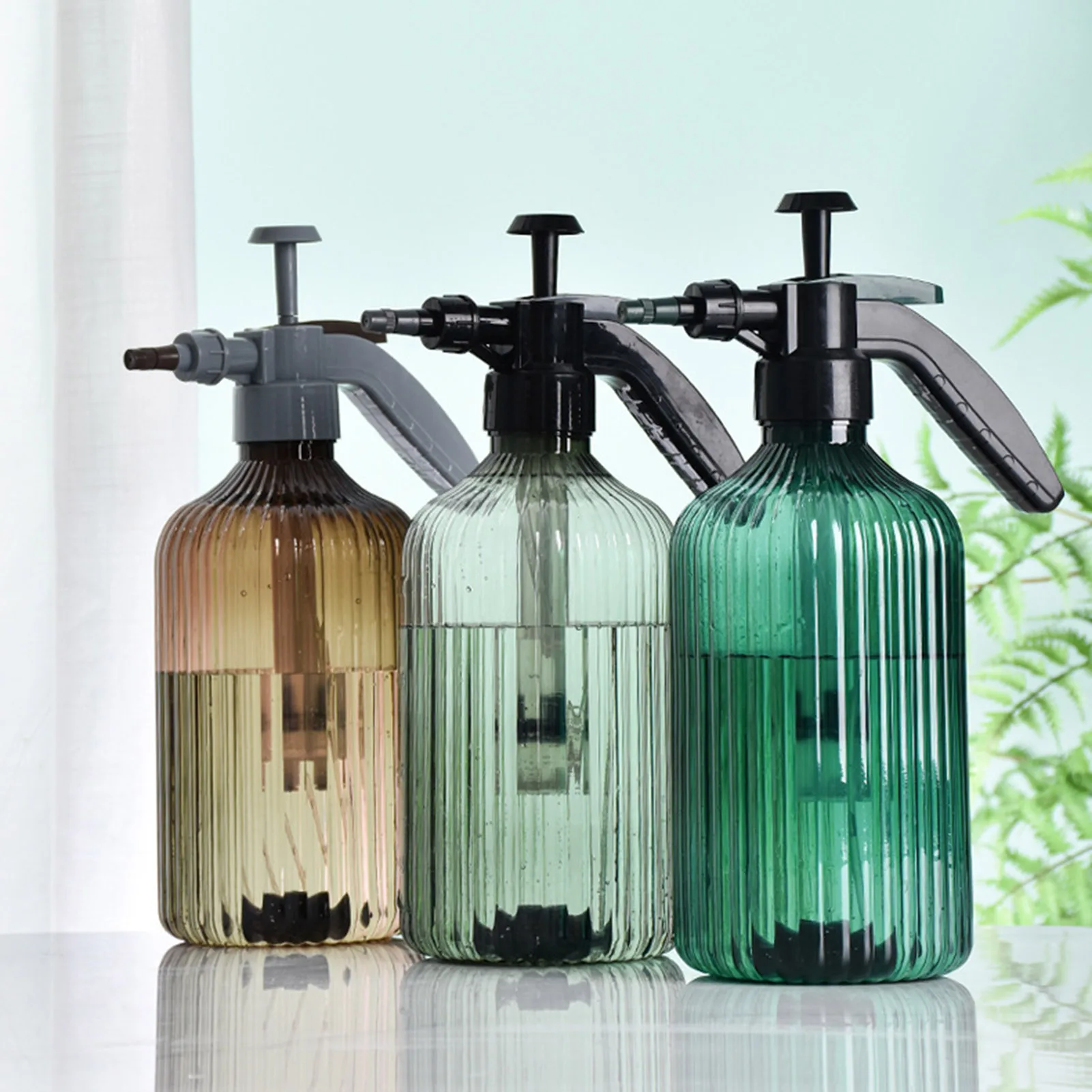 

2L Spray Bottle Plant Flower Herb Sprayer Irrigation Watering Can Garden Watering Pot for Garden Indoor Cleaning Supplies
