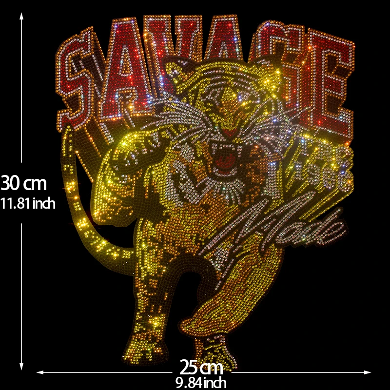 The high-quality rhinestone diamond patch with a fierce tiger pattern is ironed on sweaters, coats and clothing accessories