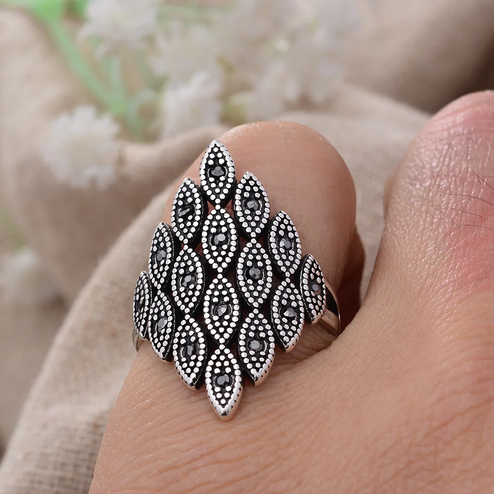 New Arrival Retro Geometric Polygon Black Crystal Thai Silver Ladies Party Ring For Confidante Birthday Gifts