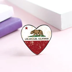 Los Angeles California Love Heart Distress Pin Śmieszne Broszki Koszula Klapa Śliczna Odznaka Kreskówka Biżuteria Prezent dla Kochanka Dziewczyny Przyjaciele