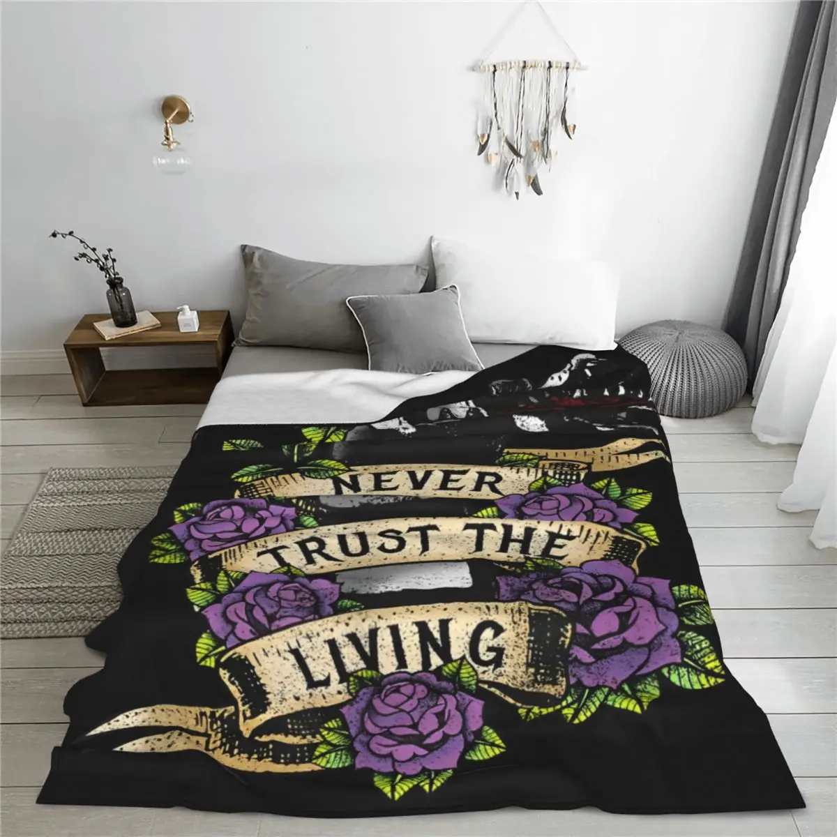 B-Beetlejuice Vintage Never Trust The Living Blankets Flannel Textile Sandworm Tattoo Multi-function Super Soft Throw Blankets