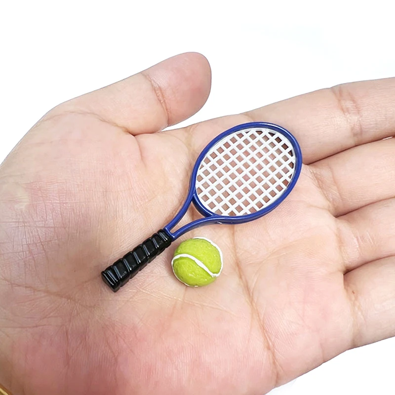 

1/6 1/12 Dollhouse Mini Simulation Tennis Racket And Ball DIY Accessories Plastic Miniature Tennis Racket Sport Tennis Model