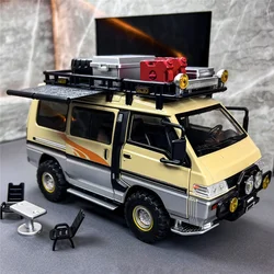 1:24 Mitsubishi Delica MPV Alloy Car Model Diecast Metal Classic Commercial Vehicles Car Model Sound and Light Children Toy Gift
