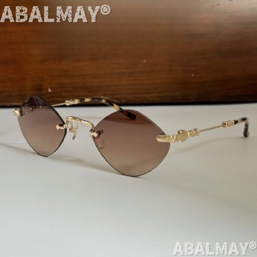 

Top Quality Designer Sunglasses for Men and Women 8217 SIZE 53-21-155 Titanium Luxury Fashion Design Sun Glasses UV400 with box