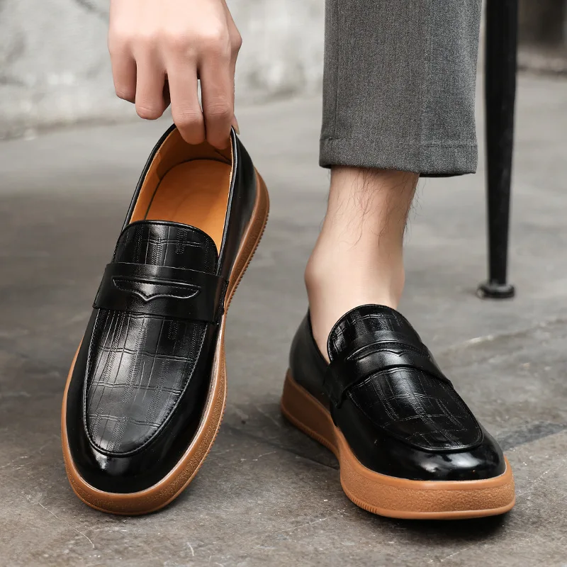 

Stylish Men Leather Casual Shoes Soft Male Loafers Handmade Moccasins Breathable Slip on Flats Boat Shoes Business Driving Shoe