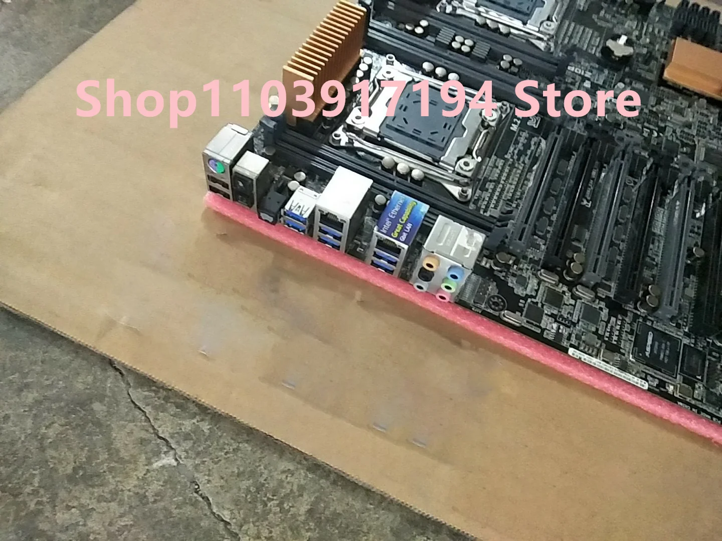 

Z10PE-D8 WS Серверная материнская плата двусторонней рабочей станции