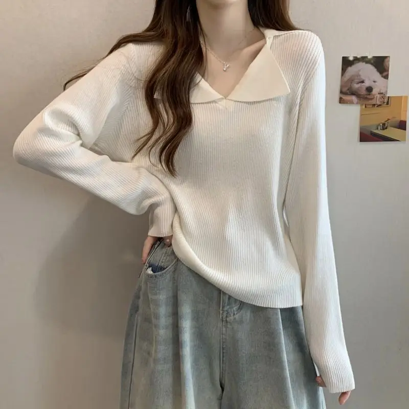 

French Versatile Striped Knitted V-neck Top for Slimming and Stylish Look Spliced Color Blocking Pullover Inner Sweater Women's