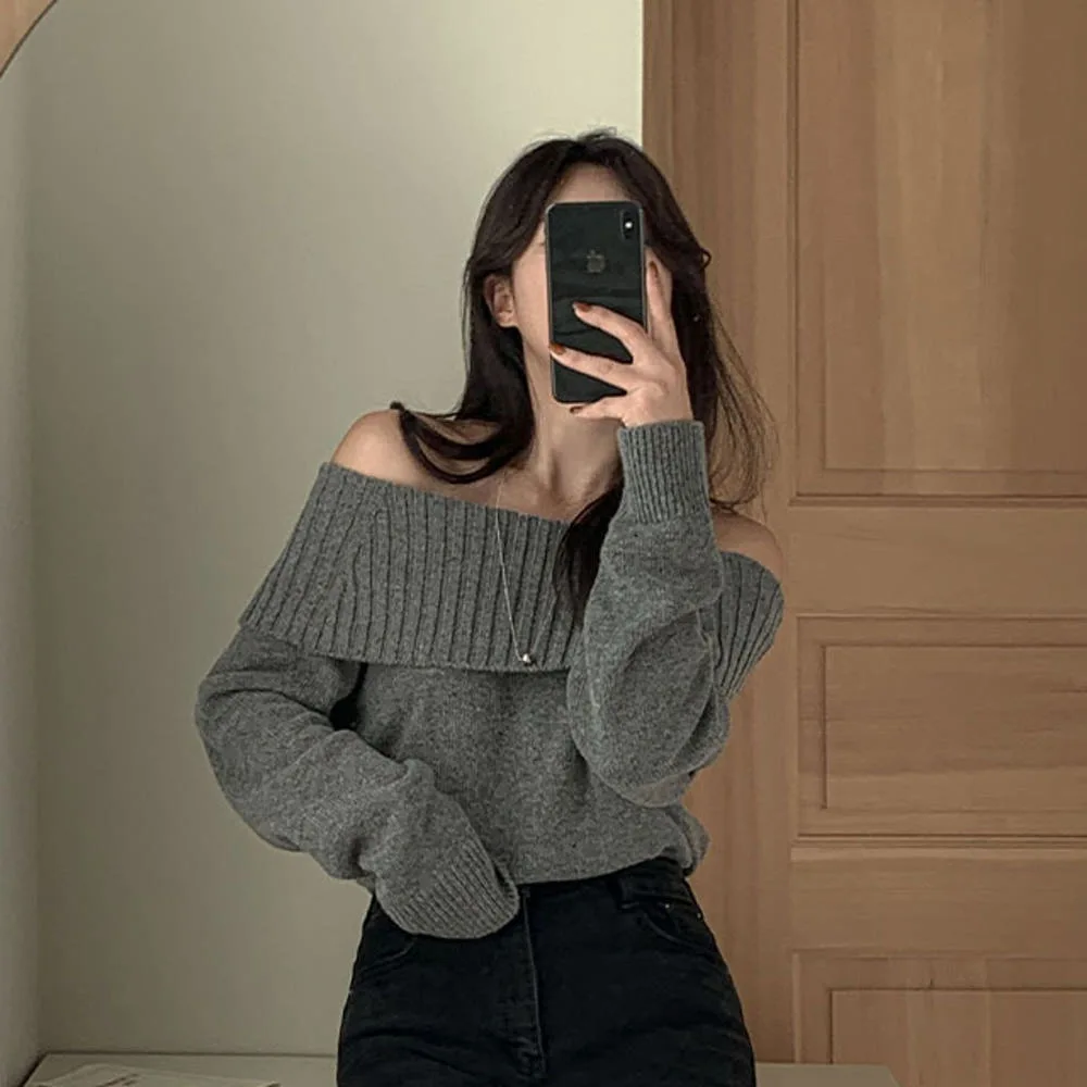 Elegant Long Sleeve Shoulder Bared One-Shoulder Knitted Sweater for Women Slimming Chic Autumn Winter Fashionable Knitwear