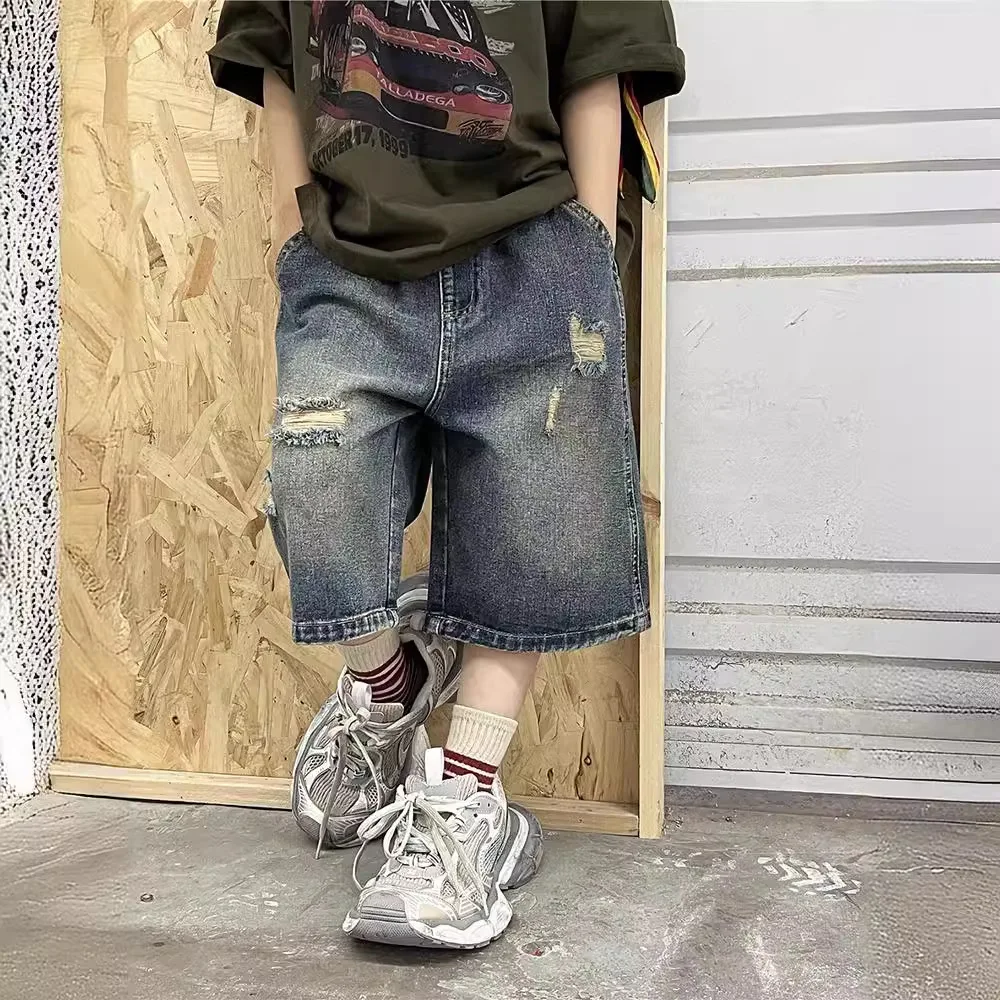New 2026 Boys Vintage Ripped Hole Denim Shorts Kids Fashion Knee-length Shorts Jeans Children Summer Casual Streetwear