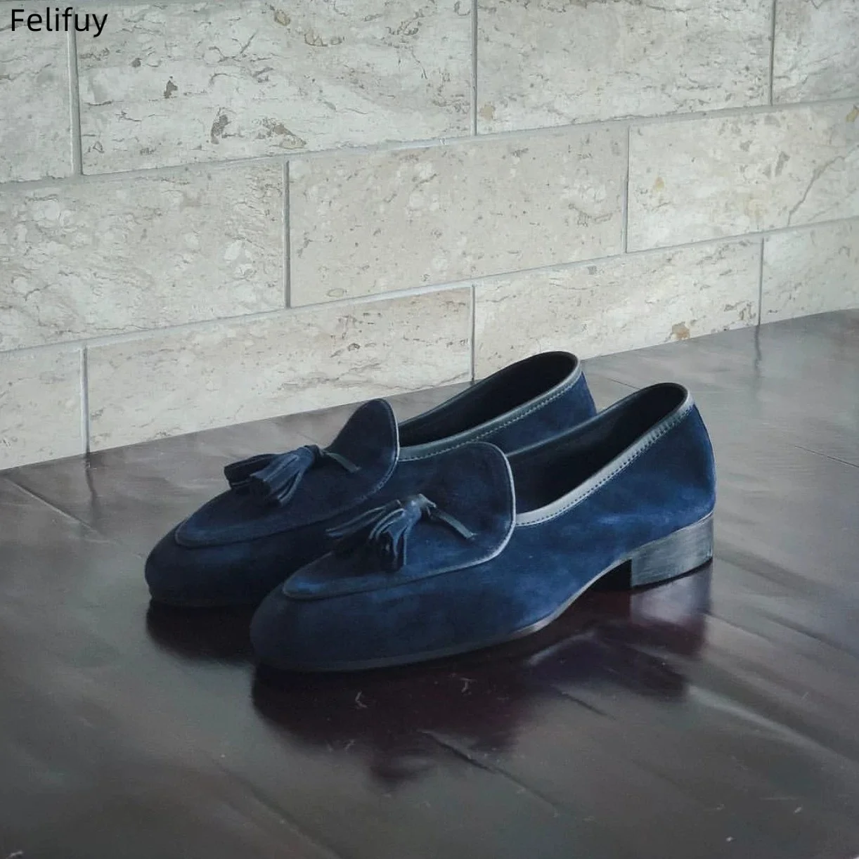 

Tassel Decor Men Loafers Navy Blue Casual Slip On Flats Cow Suede Genuine Leather Casual Shoes Office Wedding Party Dress Shoes