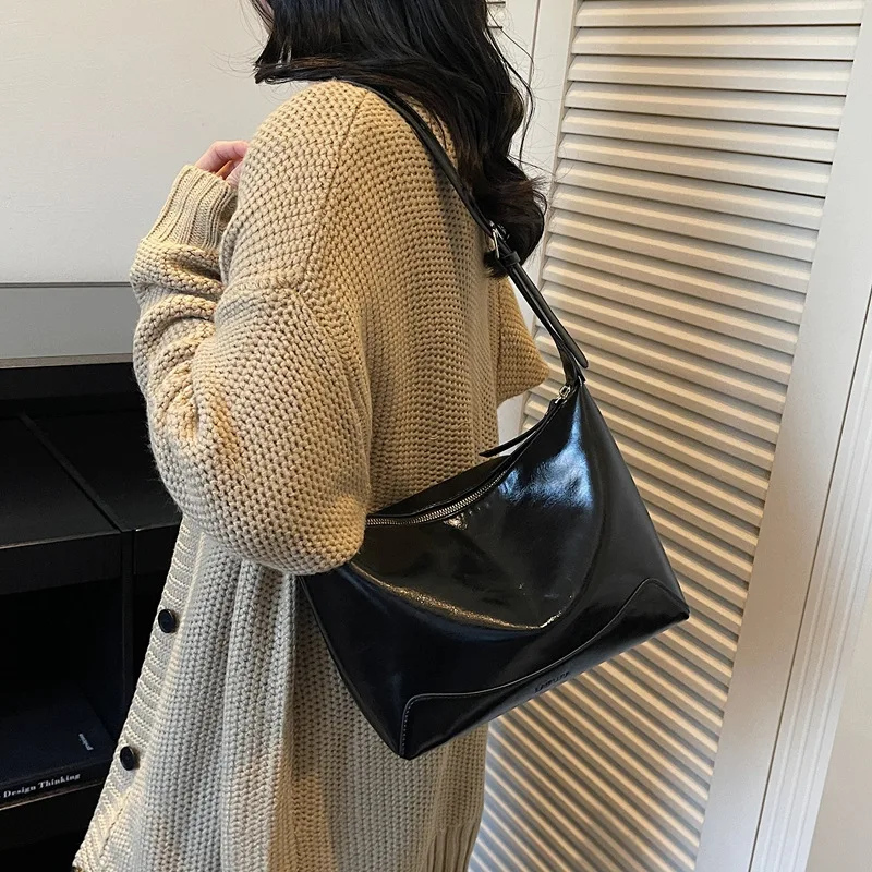 

2025 Women's Minimalist Tote Bag, Vegan Leather Multi-way Shoulder Crossbody Purse, Large Capacity Handbag for Work Commute