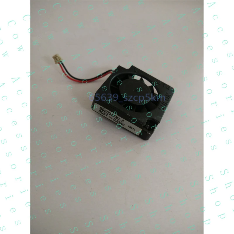 Ventilador Lateral PP+ B0503AFB2-8 30x30x10 5V 0.13A 0.65W 2 Pinos para Resfriamento de Gabinete/CPU
