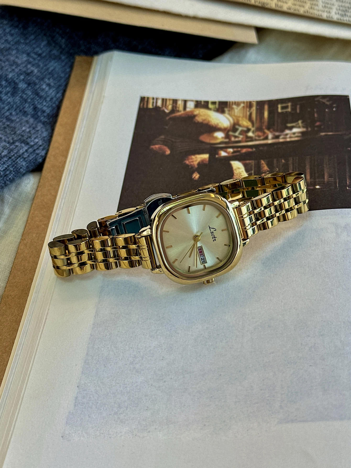 1 Piece Gold French Retro Ladies Watch Square Fashion Literary Elegant Personality Stainless Steel Waterproof Female Quartz Watch