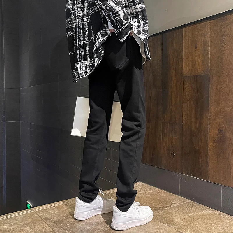 

American High Street Vibe Men's Slim Fit Straight Leg Jeans Pure Bla Retro Denim Wear Resistant Long Trousers