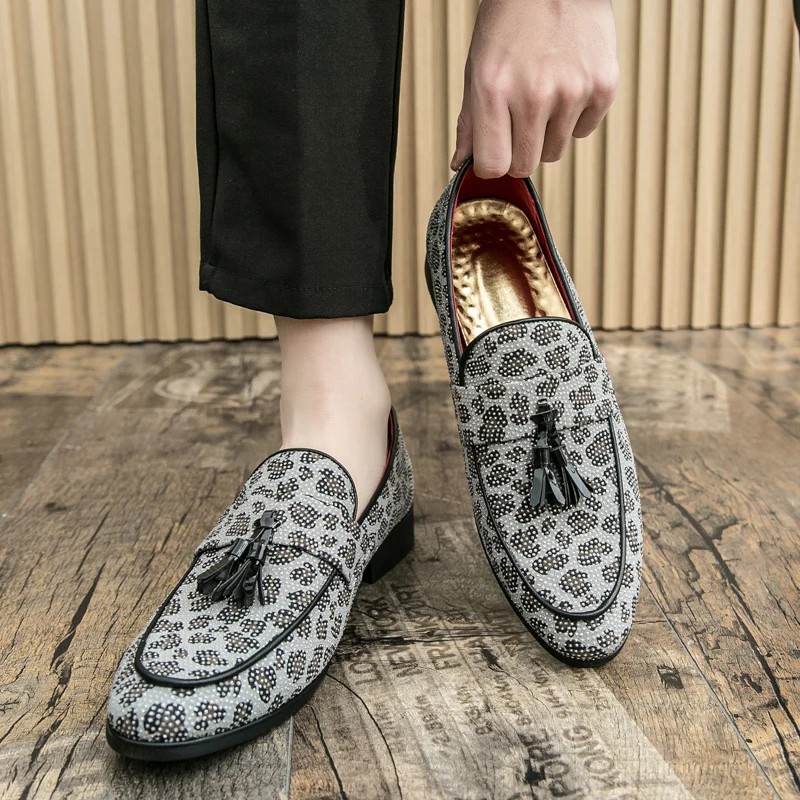 Рисунок 4 - Мужские лоферы, модные и персонализированные