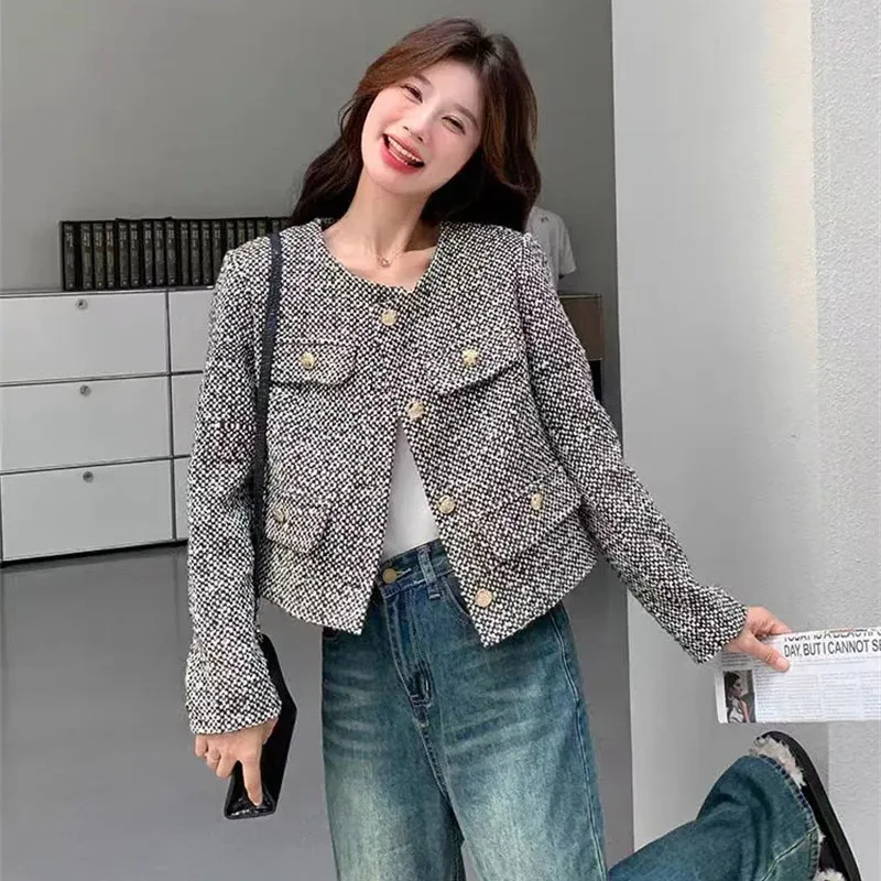 2025 Winter Vintage Tweed Jacket Small Cardigan Female Korean Short Small Fragrance Joint Elegant Woolen Coat Female