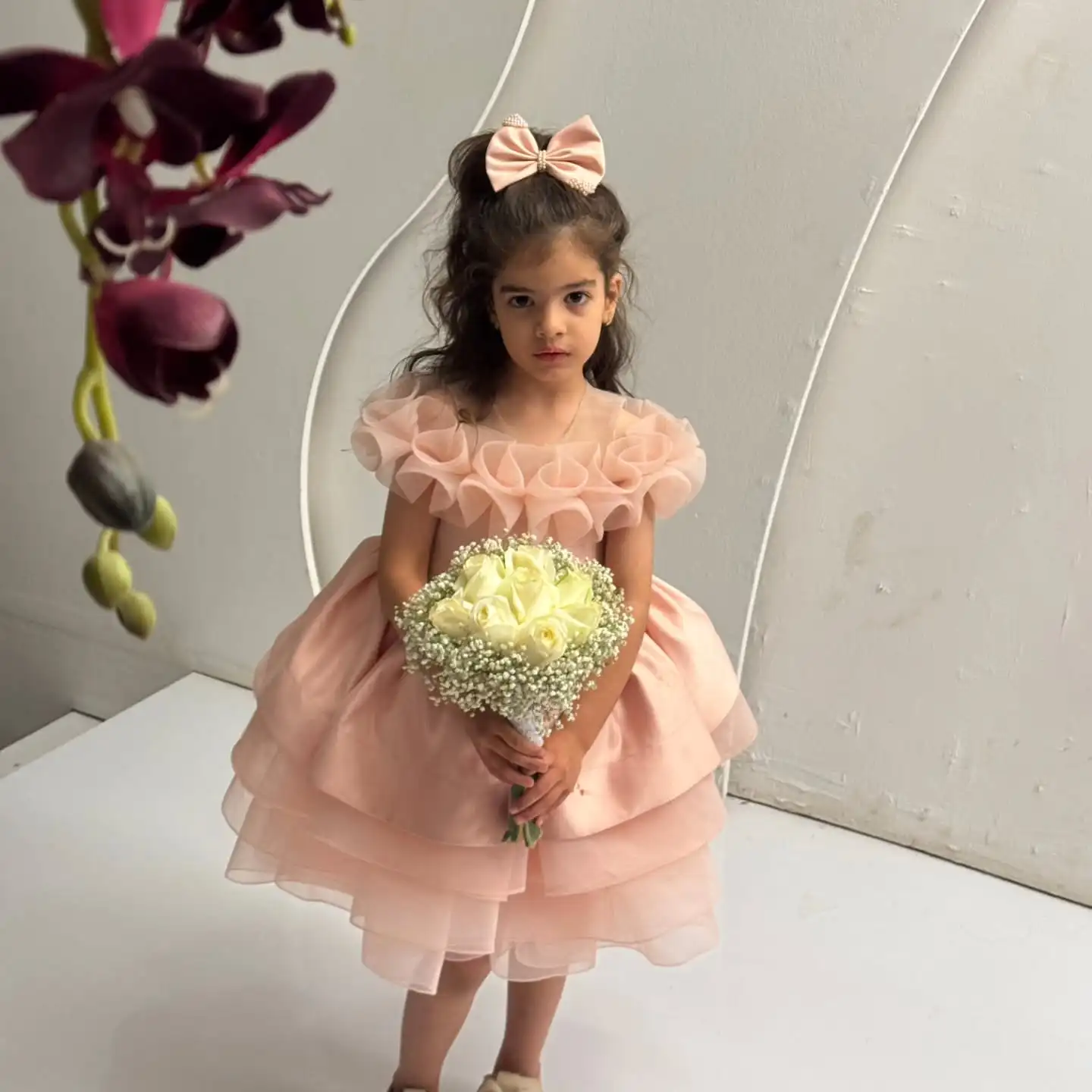 Süßes Blumenmädchenkleid Blush Pink Princess Birtdhay Party Prom Ballkleider Knielanges Mädchen-Festzugkleid für Kleinkinder