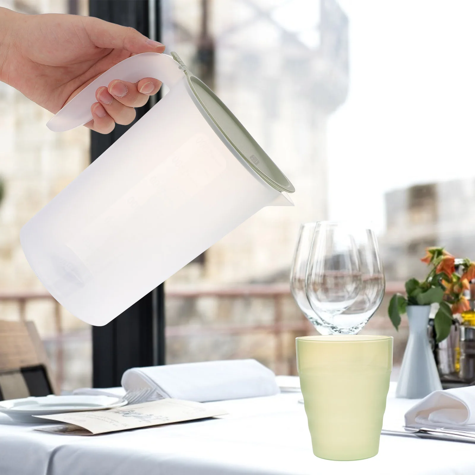 

1Set Cold Water Jug Cup Set Leakproof Plastic Water Kettle Large Capacity Fruit Juice Storage Holder Fruit Juice Jug