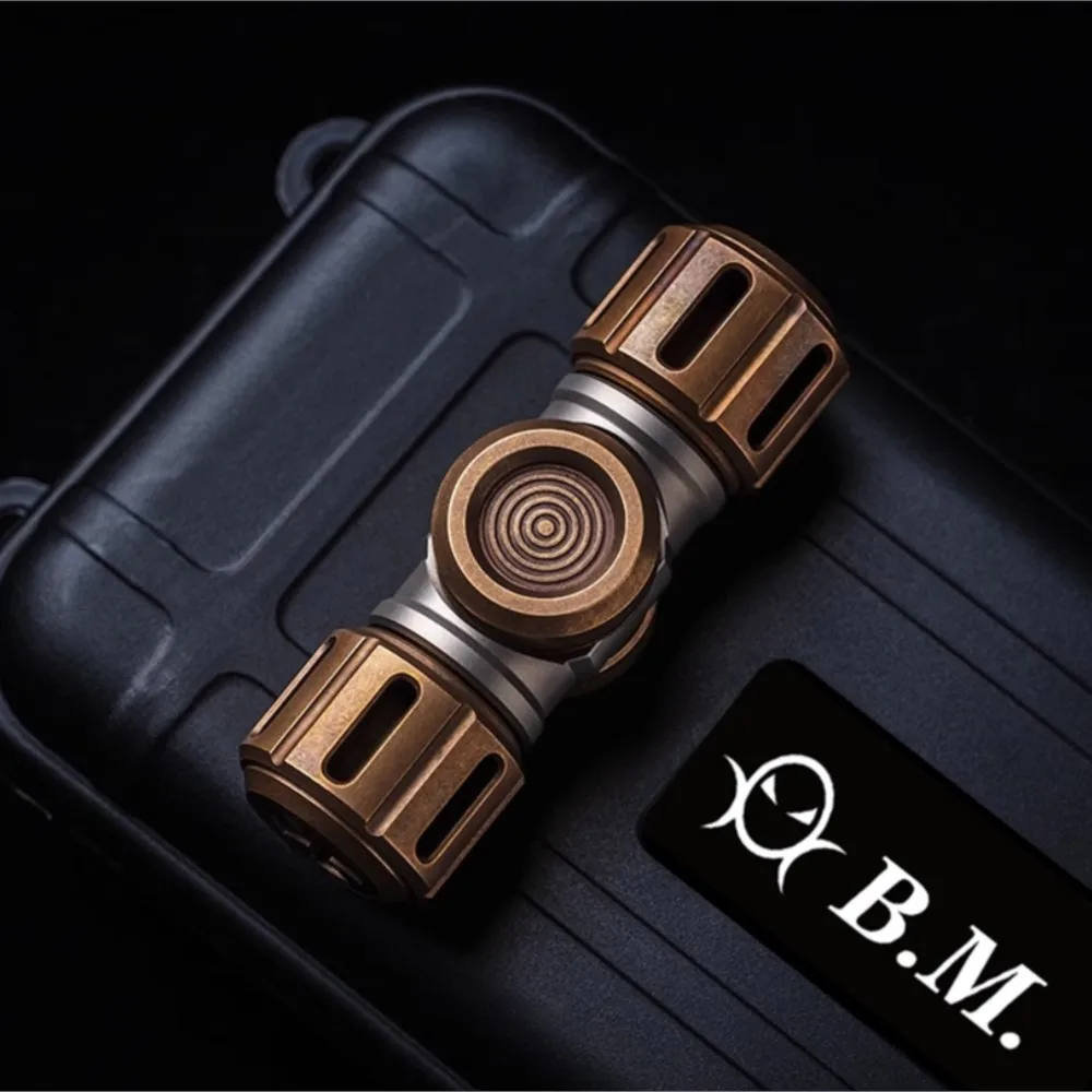 Black Mirror Design EDC Fidget Spinner Stress Relief Toy Metal Fidget Toy Adults Two-Bladed Fidget Spinner