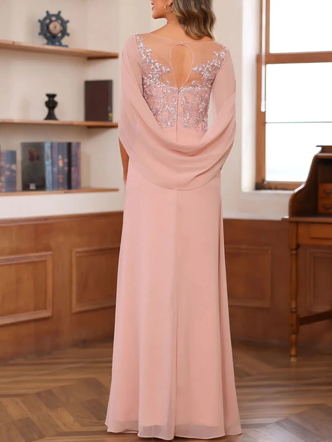 エレガント A ライン フォーマルイブニング ドレス シフォン マキシレングス スクープネック キャップ スリーブ スパンコール アップリケ プロムドレス 2025 無料カスタマイズ