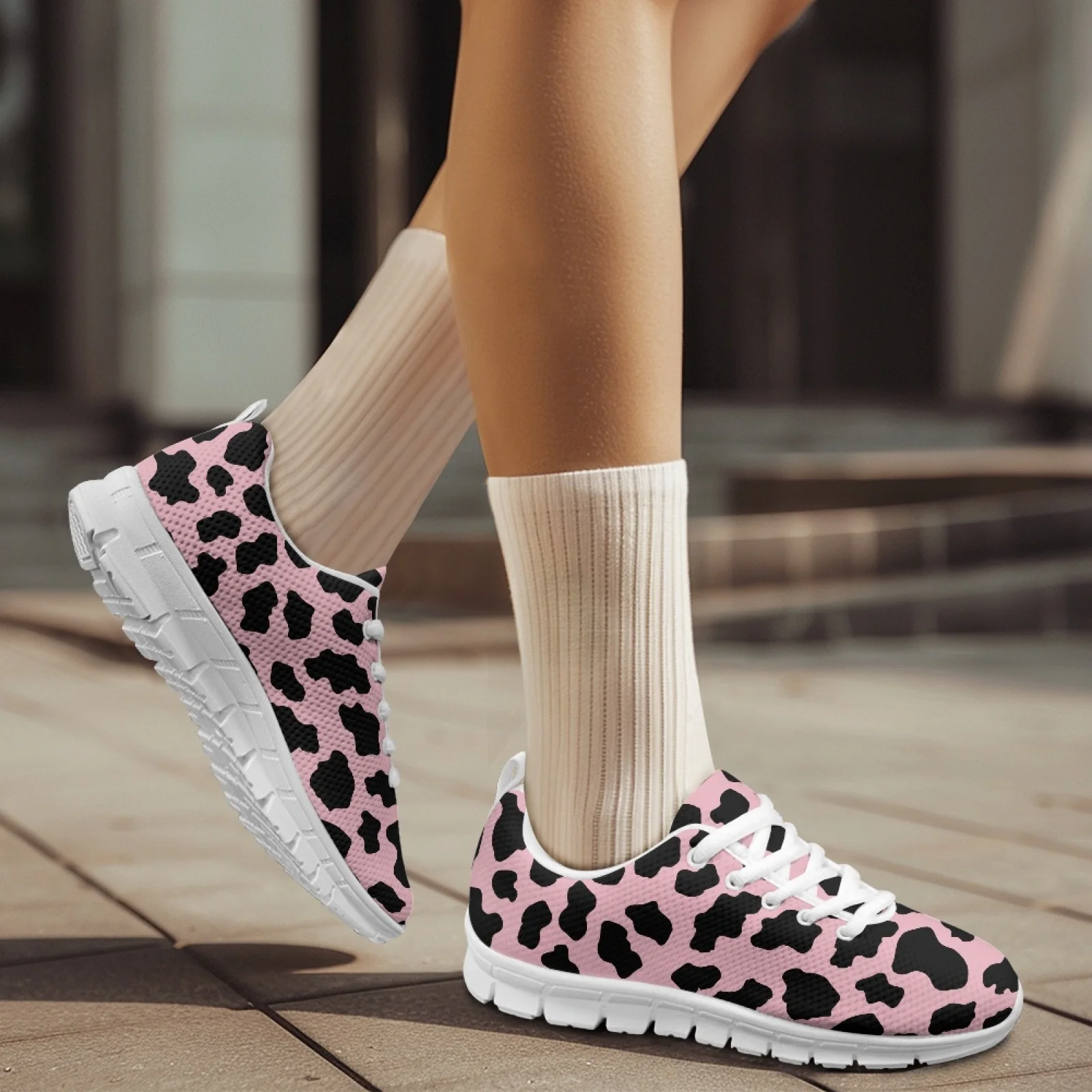 Shock Absorbing Gym Trainers - Coloranimal roze koeienprint, comfortabele sportschoenen voor