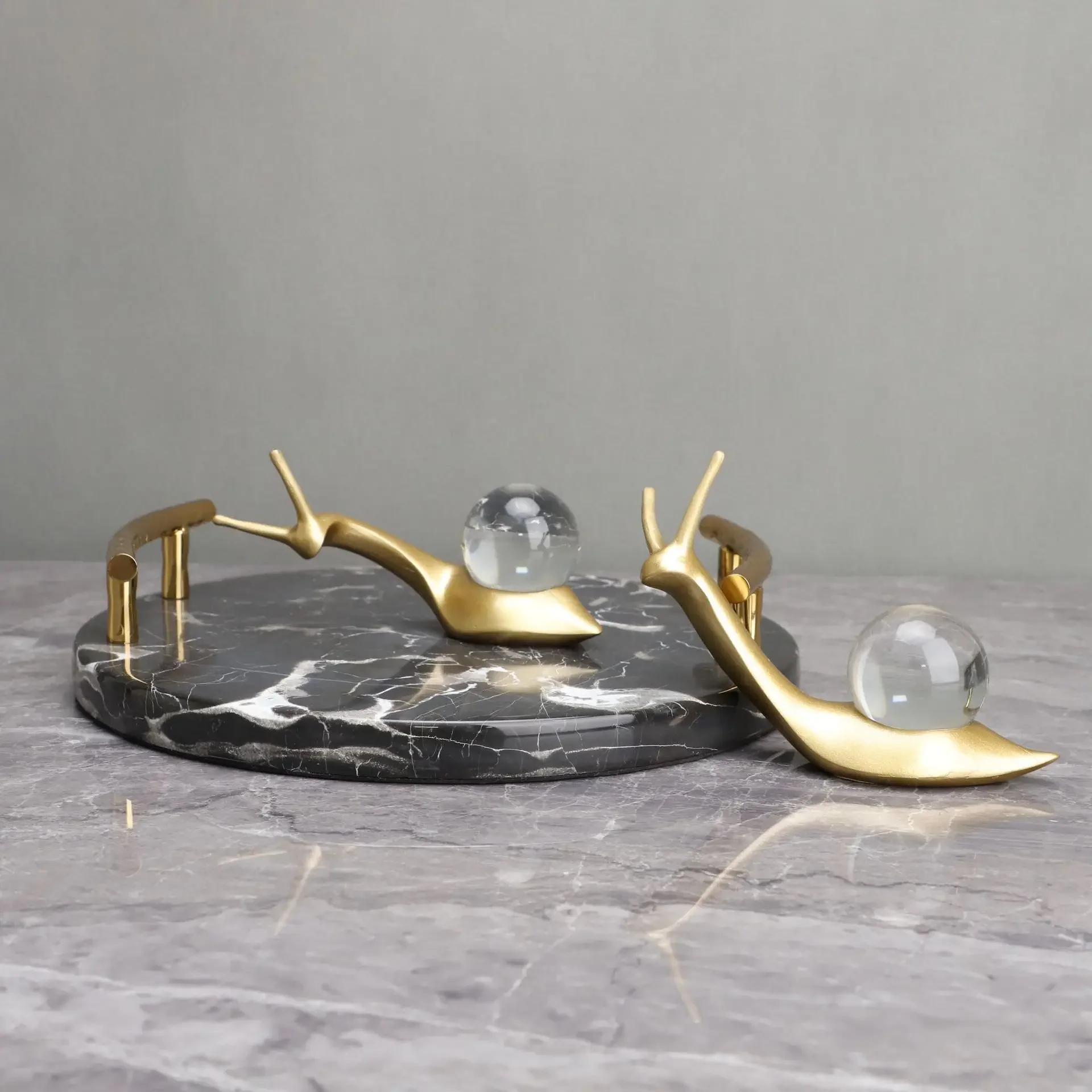 sculpture-d'animaux-artificiels-en-resine-escargots-en-cristal-plateaux-en-marbre-boules-geometriques-en-or-figurines-decoratives-decoration-de-la-maison