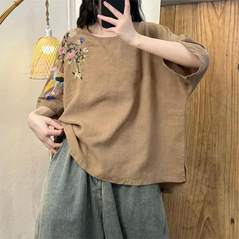 القطن الكتان تي شيرت المرأة خمر الأزهار التطريز رقيقة تي شيرت عادية فضفاض قصيرة الأكمام بلايز 2025 جديد في الصيف العصرية المحملة #1