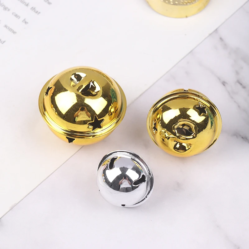 10 sztuk 24/30/35/40MM Jingle Bell złoty/srebrny wisiorek na choinkę ozdoby dekoracje DIY Handmade akcesoria do rękodzieła bożonarodzeniowego