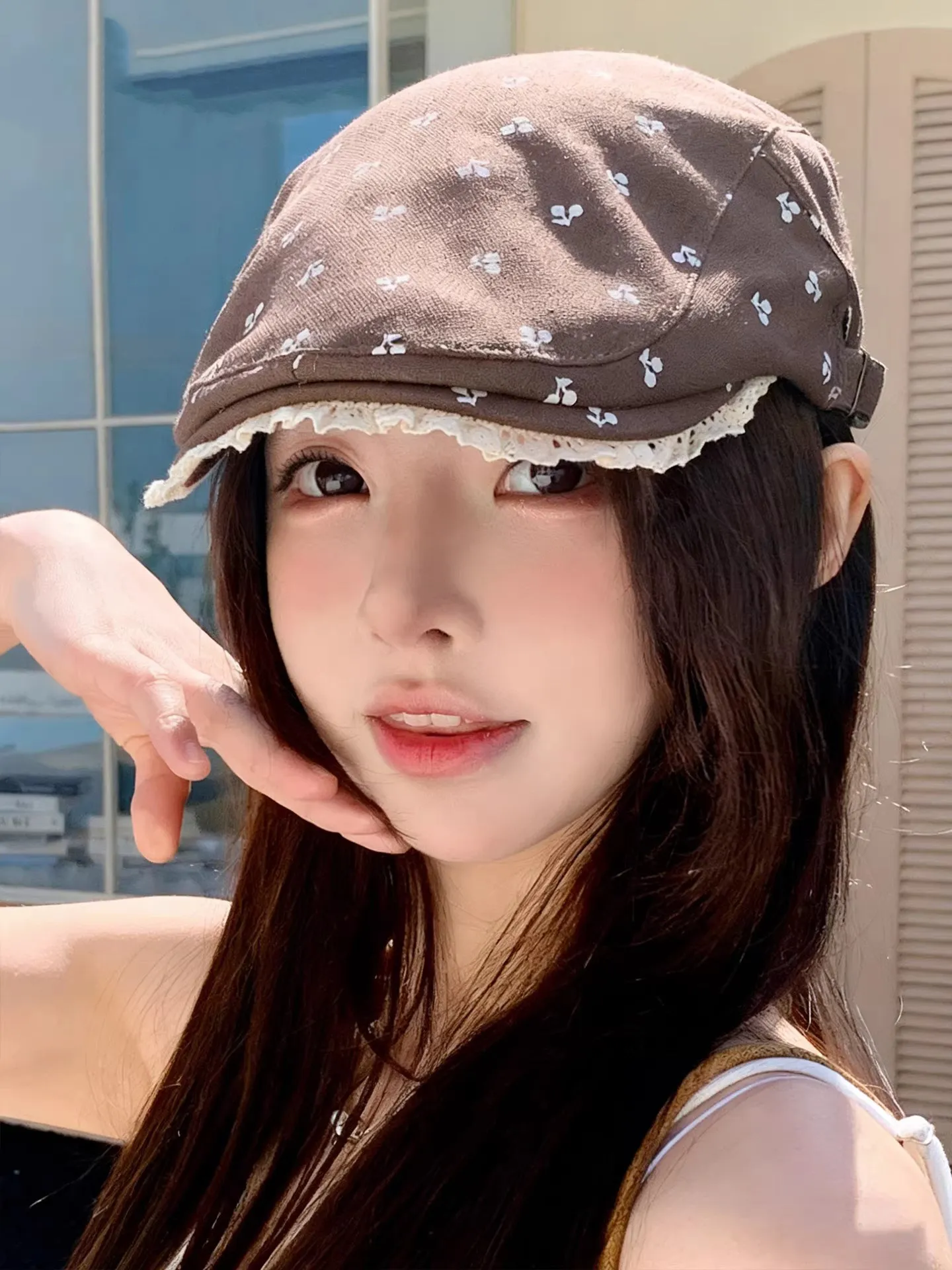 New female big head circumference showing face small French beret retro lace painter hat